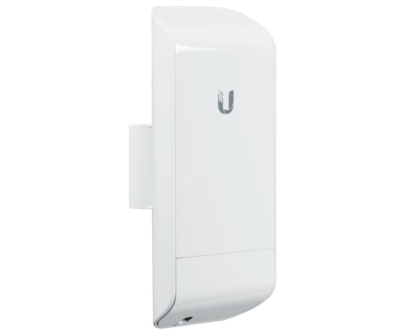 "Low-cost and efficient broadband 2.4 GH