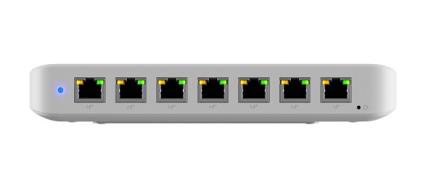 8-port GbE PoE Switch  USW-Ultra-210W