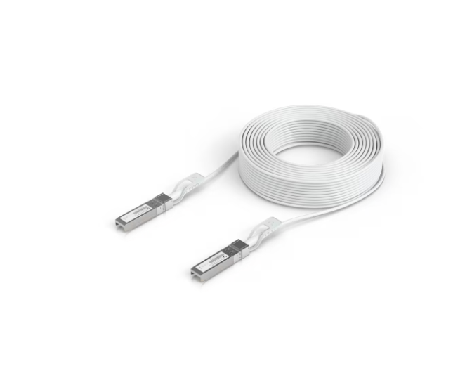 "Direct attach cable with auto link opti