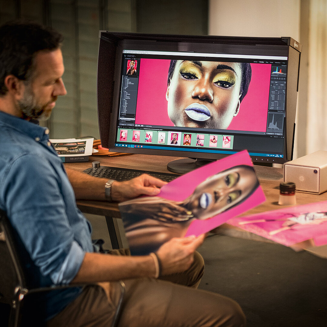 EIZO CG2400S 24", 16:10, 1920x1200, wide